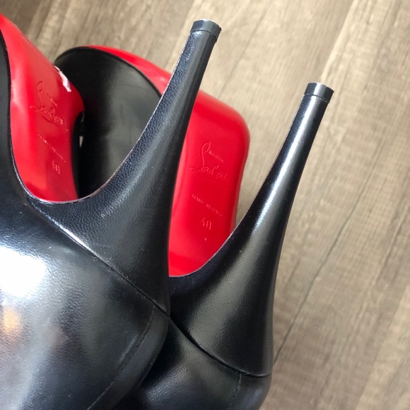 CHRISTIAN LOUBOUTIN - SIMPLE PUMP - Picture 2 of 4